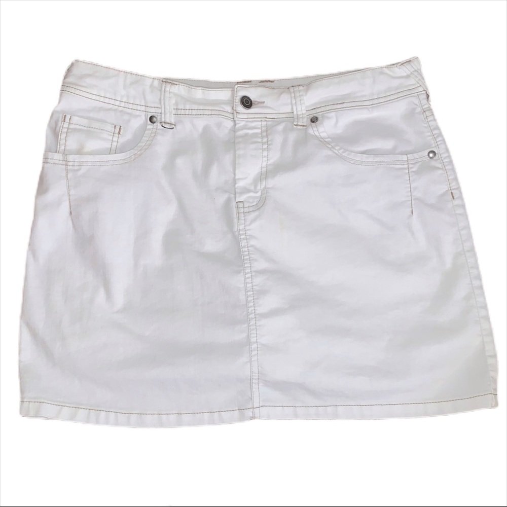 Sonoma White Skort Size 12